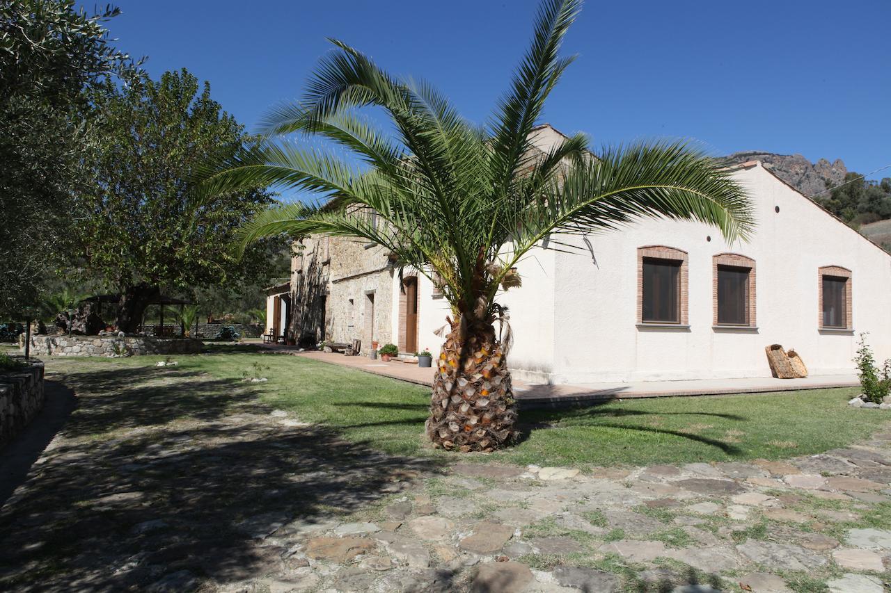 Agriturismo A'Sena-Runcatini Ciminà Eksteriør billede
